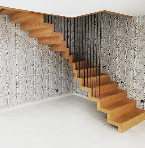 Nowoczesne, minimalistyczne schody dębowe na wymiar